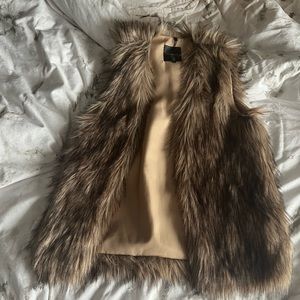 🍂 Dynamite Faux Fur Vest 🍂